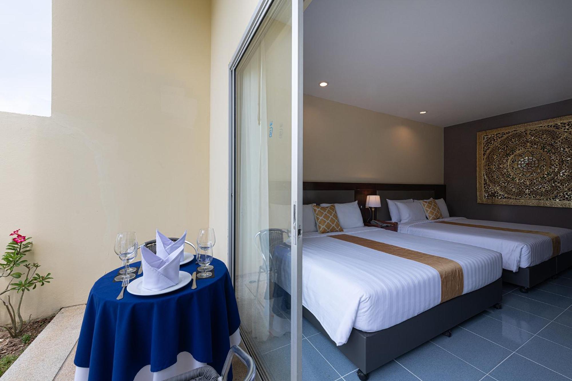 Blue Beach Grand Resort And Spa In Chalong Phuket By Dayuu Ban Saiyuan Exterior foto