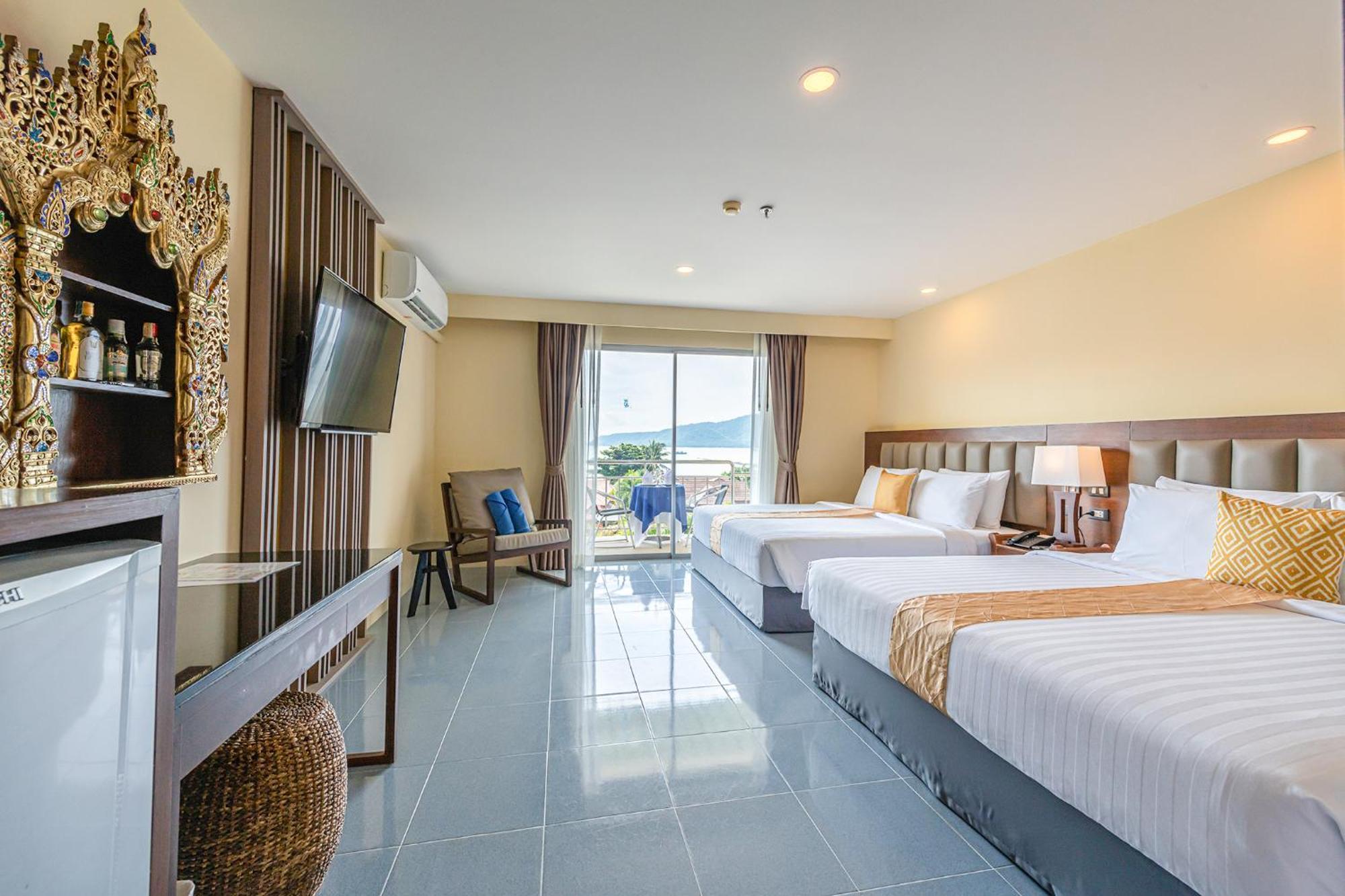 Blue Beach Grand Resort And Spa In Chalong Phuket By Dayuu Ban Saiyuan Exterior foto